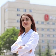 Dyt. Esma Güven — Diyetisyen, Ankara. Portre fotoğrafı.