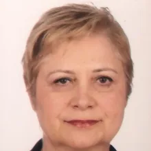 Prof. Dr. Deniz Yamaç — Tıbbi Onkoloji, Ankara. Portre fotoğrafı.