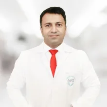 Doç. Dr. Serhat Işık — Etimesgut, Ankara. Portre fotoğrafı.
