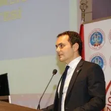 Prof. Dr. Ali Altuğ Bıçakçı — Ortodonti, Tokat. Portre fotoğrafı.