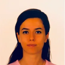 Kl. Psk. Nazlı Işık Birçek — Psikoloji, İstanbul. Portre fotoğrafı.