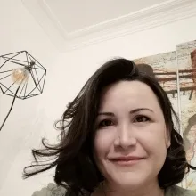 Uzm. Dr. Funda Tütüncüler Kırtay — Çanakkale. Portre fotoğrafı.
