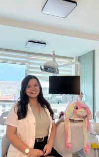 Uzm. Dt. Nazlı Sevilmiş profilinde yer alan galeri fotoğrafı.