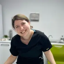 Uzm. Dt. Merve Nigiz — Kocaeli. Portre fotoğrafı.