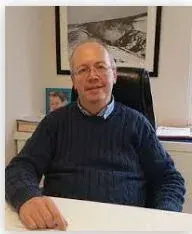 Prof. Dr. İzzet Fresko profilinde yer alan galeri fotoğrafı.