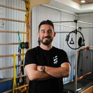 Fzt. Ömer Faruk Şal — Fizyoterapi Ve Rehabilitasyon, Sakarya. Portre fotoğrafı.