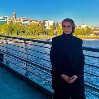 Erg. Zehra Bayram — Ergoterapi, İstanbul. Portre fotoğrafı.