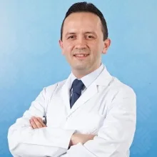 Uzm. Dr. Eray Başman — Çocuk Sağlığı Ve Hastalıkları, Küçükçekmece, İstanbul. Portre fotoğrafı.