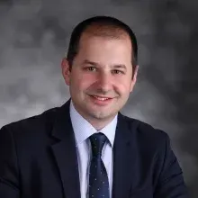 Dr. Öğr. Üyesi Ozan Kocakaya — İç Hastalıkları, İstanbul. Portre fotoğrafı.