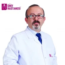 Uzm. Dr. Yahya Topal — İç Hastalıkları, Tepebaşı, Eskişehir. Portre fotoğrafı.