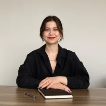 Psk. Elif Şanlı — Uşak. Portre fotoğrafı.