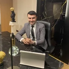 Op. Dr. Özgür Ağlamış — Kadın Hastalıkları Ve Doğum, İstanbul. Portre fotoğrafı.