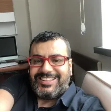 Uzm. Dr. Gültekin Yılmaz — Nöroloji, Şahinbey, Gaziantep. Portre fotoğrafı.