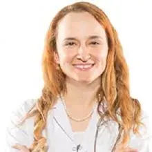 Op. Dr. Nergis Zümrütbaş — Denizli. Portre fotoğrafı.