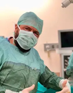Prof. Dr. Hüseyin Ayhan Kayaoğlu profilinde yer alan galeri fotoğrafı.
