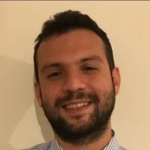 Psk. Atakan Özkan — Psikoloji, Balıkesir. Portre fotoğrafı.