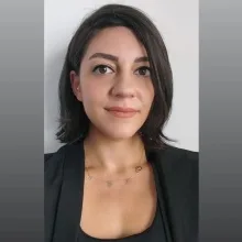 Kl. Psk. İzlem Terzioğlu — Psikoloji. Portre fotoğrafı.
