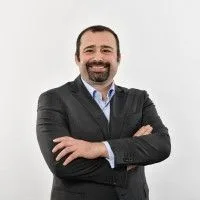 Op. Dr. Korhan Akgül — Üroloji, İstanbul. Portre fotoğrafı.