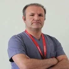 Uzm. Dr. Mehmet Selim Almaz — Anesteziyoloji Ve Reanimasyon, Diyarbakır. Portre fotoğrafı.