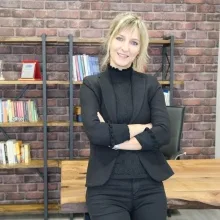 Psk. Esra Vatansever — Psikoloji, Bursa. Portre fotoğrafı.