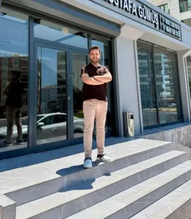 Dr. Mustafa Gümüş profilinde yer alan galeri fotoğrafı.