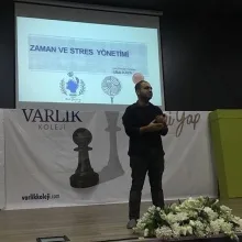 Uzm. Psk. Dan. Ufuk Kaya — Psikolojik Danışma ve Rehberlik. Portre fotoğrafı.