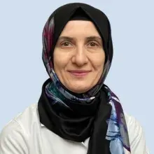 Op. Dr. Züleyha Genç Yücel — Kadın Hastalıkları Ve Doğum, İstanbul. Portre fotoğrafı.