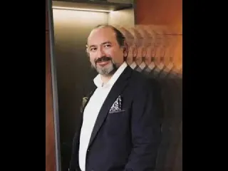 Op. Dr. Bülent Seferoğlu profilinde yer alan galeri fotoğrafı.