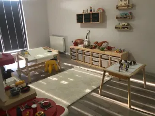 Dkt. Emel Gürler profilinde yer alan galeri fotoğrafı.