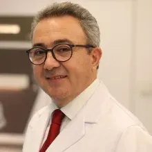 Uzm. Dr. Ali Balık — Çocuk Sağlığı Ve Hastalıkları, Kadıköy, İstanbul. Portre fotoğrafı.