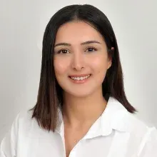Dyt. Tuğba Yıldız — Diyetisyen. Portre fotoğrafı.