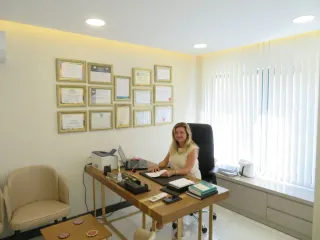Prof. Dr. İnci Meltem Atay profilinde yer alan galeri fotoğrafı.