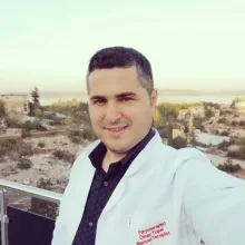 Fzt. Ömer Topal — Fizyoterapi Ve Rehabilitasyon, Adana. Portre fotoğrafı.