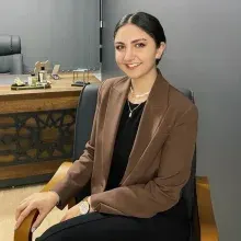 Psk. Sedef Yıldırım Saruhan — Psikoloji, İzmir. Portre fotoğrafı.