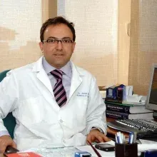 Op. Dr. Ahmet Bostancı — Kadın Hastalıkları Ve Doğum, Çankaya, Ankara. Portre fotoğrafı.