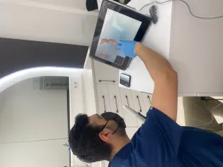 Uzm. Dt. Gökcan Ertaş profilinde yer alan galeri fotoğrafı.