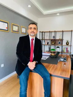 Doç. Dr. Kadir Demirci profilinde yer alan galeri fotoğrafı.