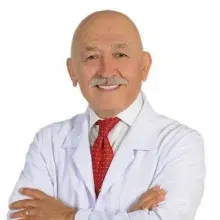 Prof. Dr. Baha Çelik — İstanbul. Portre fotoğrafı.