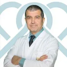 Prof. Dr. Hasan Biri — Üroloji, Ankara. Portre fotoğrafı.