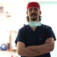 Prof. Dr. Alper Çelik — İstanbul. Portre fotoğrafı.