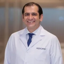 Op. Dr. Mehmet Uysal — Ortopedi Ve Travmatoloji, Ataşehir, İstanbul. Portre fotoğrafı.