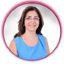 Op. Dr. Esra Demir Yüzer — Kadın Hastalıkları Ve Doğum, Ankara. Portre fotoğrafı.