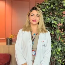 Op. Dr. Aslıhan Çevik — Beyin Ve Sinir Cerrahisi, İstanbul. Portre fotoğrafı.