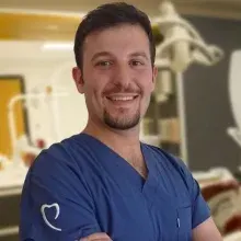 Uzm. Dt. Murat Cengizhan Yaş — İzmit, Kocaeli. Portre fotoğrafı.