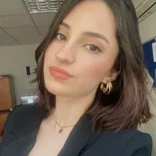 Kl. Psk. Sinem Polat — Psikoloji, Esenler, İstanbul. Portre fotoğrafı.