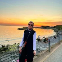 Dyt. Gamze Gülen — Diyetisyen, İstanbul. Portre fotoğrafı.
