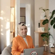 Psk. Leyla Nur Dinç — Psikoloji. Portre fotoğrafı.