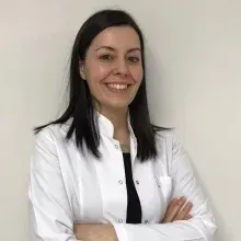 Dr. Dt. Ayçin Selçuk Şahin — Ankara. Portre fotoğrafı.