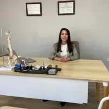 Fzt. Halime Oral — Fizyoterapi Ve Rehabilitasyon, Bursa. Portre fotoğrafı.