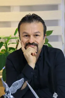 Doç. Dr. Hüseyin Günay profilinde yer alan galeri fotoğrafı.